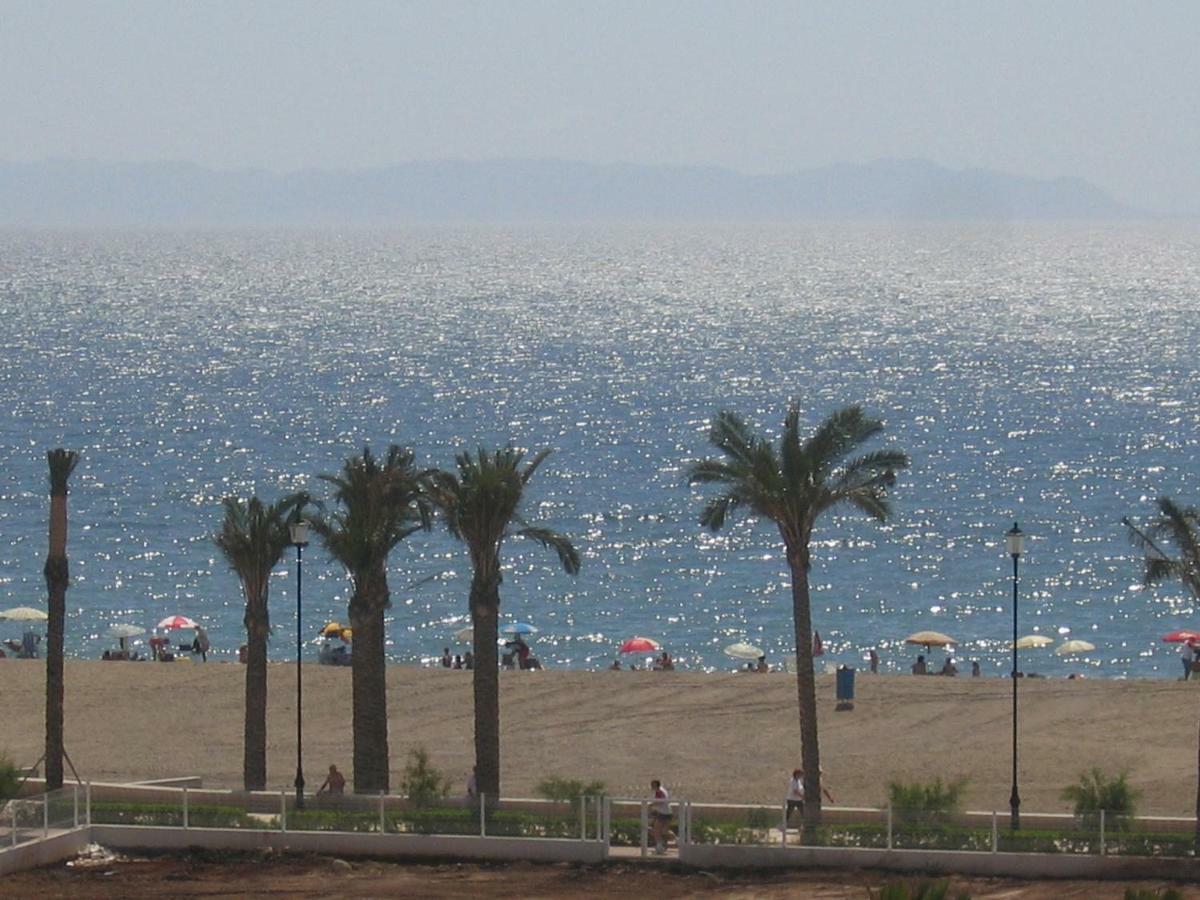 Primera Linea Costa Almeria Con Wifi Roquetas de Mar Eksteriør billede